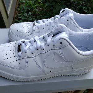 Nike Air Force 1 '07 Sneaker Womens 9.5